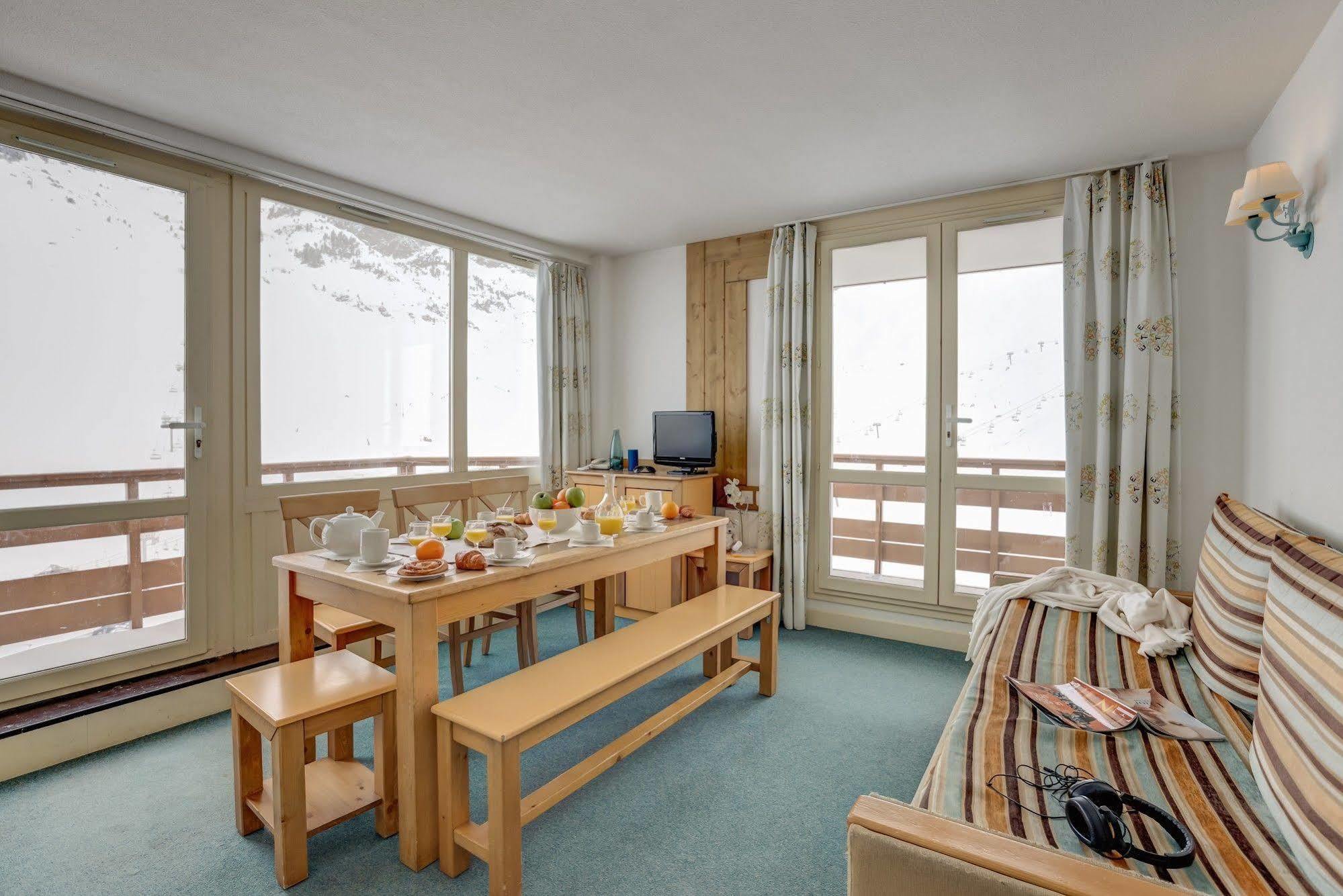 לה מונג'י Pierre & Vacances Residence Le Montana מראה חיצוני תמונה